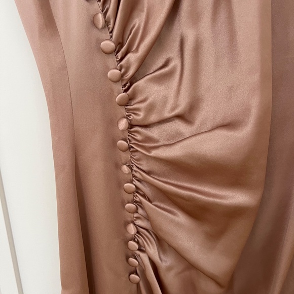 Reformation pink silk midi dress size 4 - Picture 2 of 5